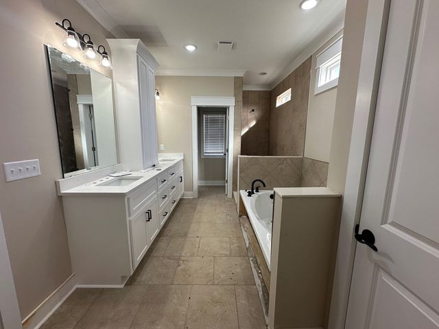 201 Heritage Way, Headland, AL 36345