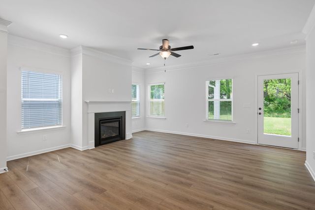 8808 Meadowvale Court, Ooltewah, TN 37363