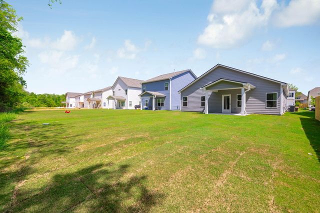 8808 Meadowvale Court, Ooltewah, TN 37363