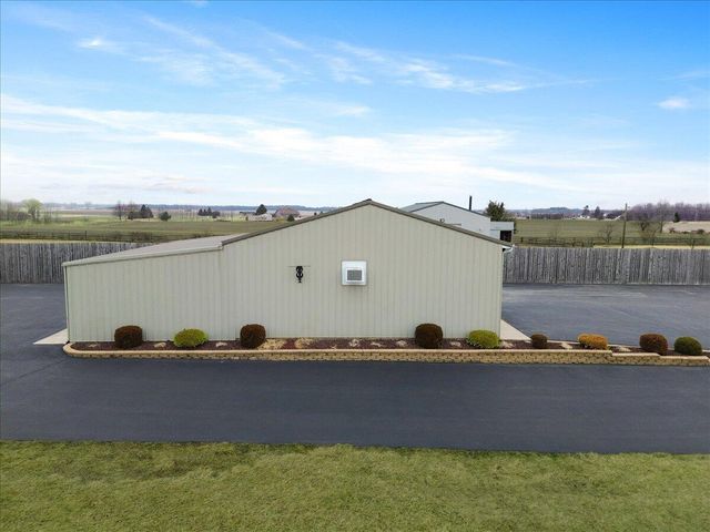 508 W 602 S, Hebron, IN 46341