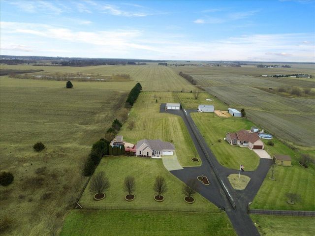 508 W 602 S, Hebron, IN 46341