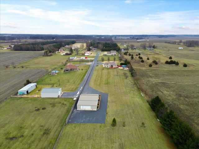 508 W 602 S, Hebron, IN 46341