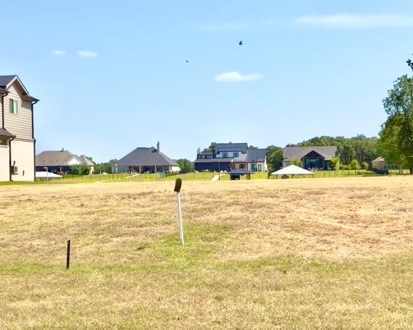 1540 Laguna Bay Drive N, Pelican Bay, TX 76020