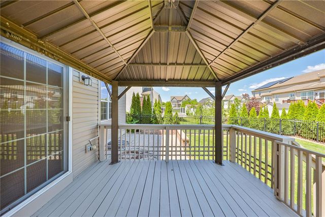 697 Mulberry, Lower Nazareth Twp, PA 18064