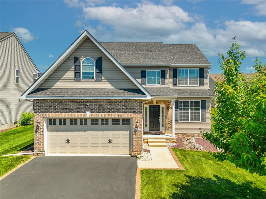 697 Mulberry, Lower Nazareth Twp, PA 18064