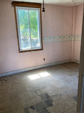 825 QUINNIPIAC Avenue, New Haven, CT 06513