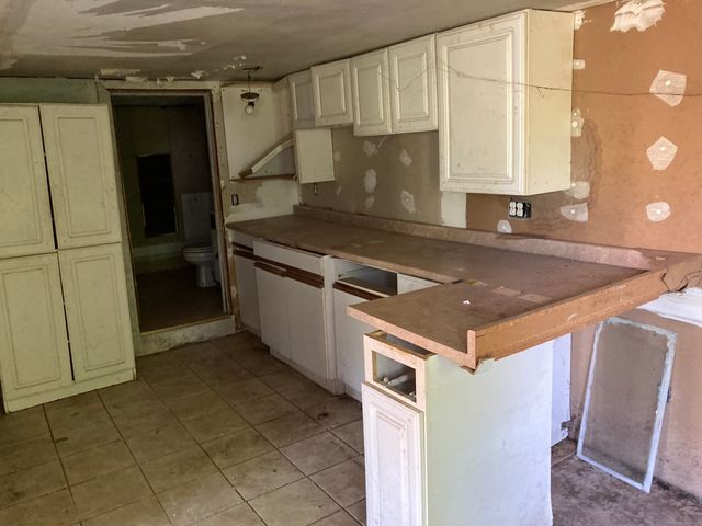825 QUINNIPIAC Avenue, New Haven, CT 06513