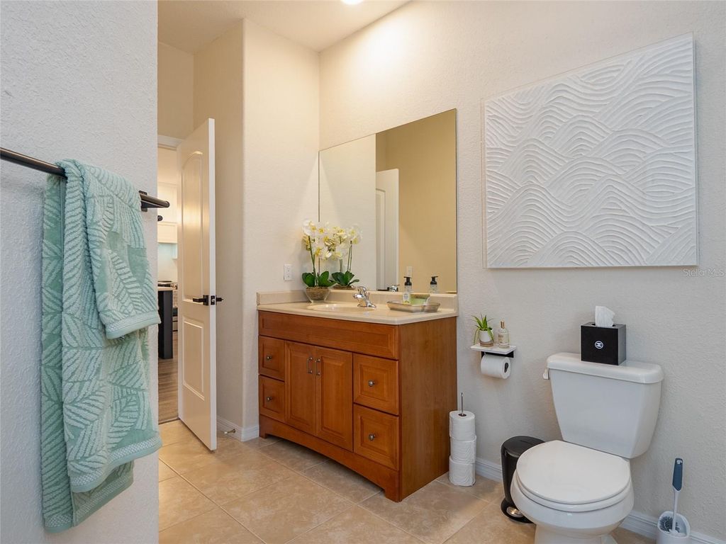 Image 19 of property listing at 9010 KINGSBURY PLACE, Bradenton, FL 34212