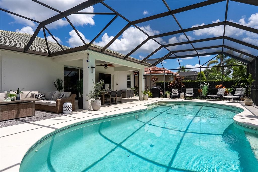 Image 52 of property listing at 9010 KINGSBURY PLACE, Bradenton, FL 34212