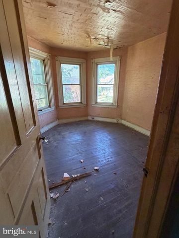 116 BARTRAM AVE, Lansdowne, PA 19050