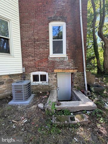 116 BARTRAM AVE, Lansdowne, PA 19050