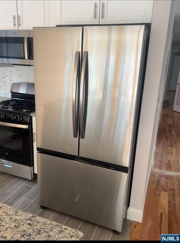 879 18th Street, Newark, NJ 07108