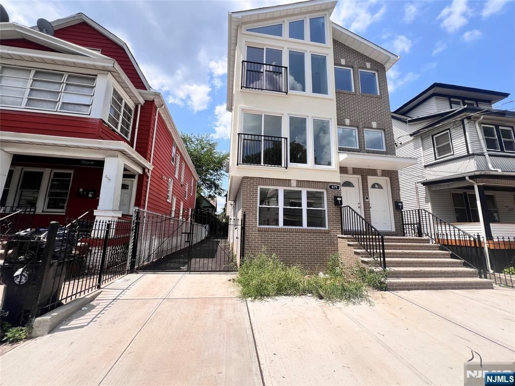 879 18th Street, Newark, NJ 07108