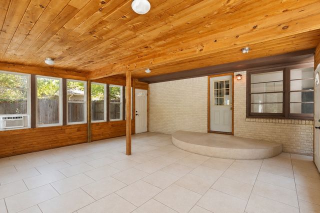 2603 Sherwood Street, Denton, TX 76209