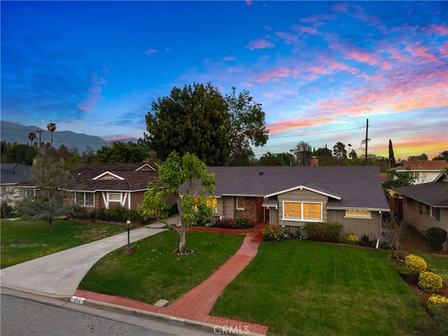 434 Wenham Road, Pasadena, CA 91107