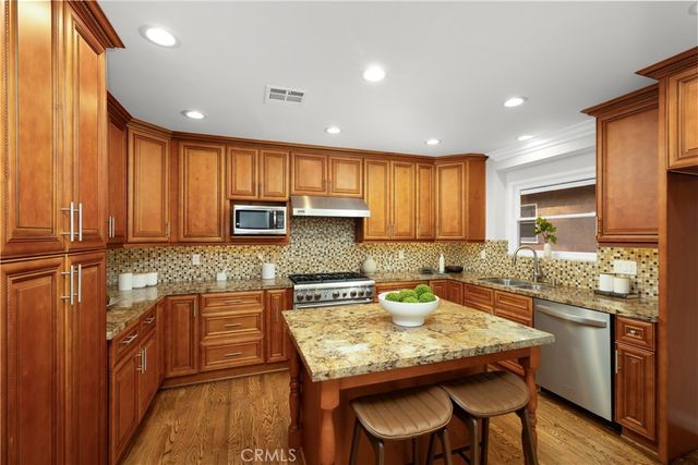 434 Wenham Road, Pasadena, CA 91107