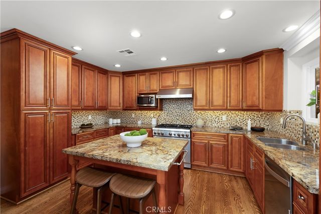 434 Wenham Road, Pasadena, CA 91107