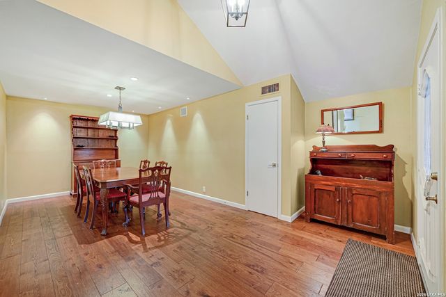 17006 Wood Moss, San Antonio, TX 78248