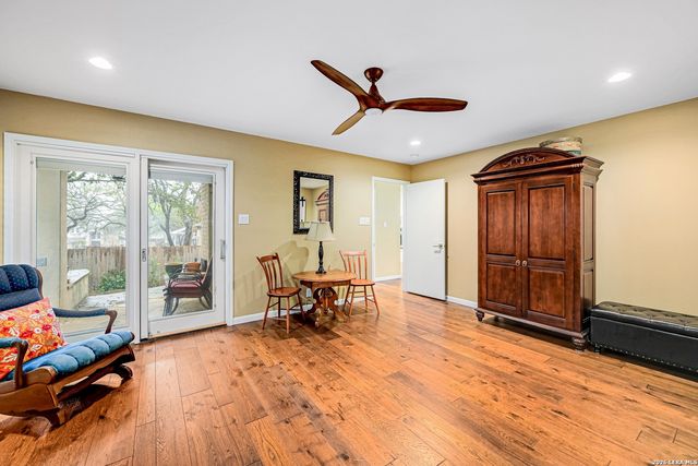 17006 Wood Moss, San Antonio, TX 78248