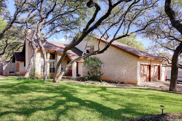 17006 Wood Moss, San Antonio, TX 78248