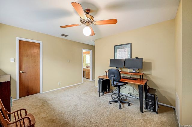 17006 Wood Moss, San Antonio, TX 78248