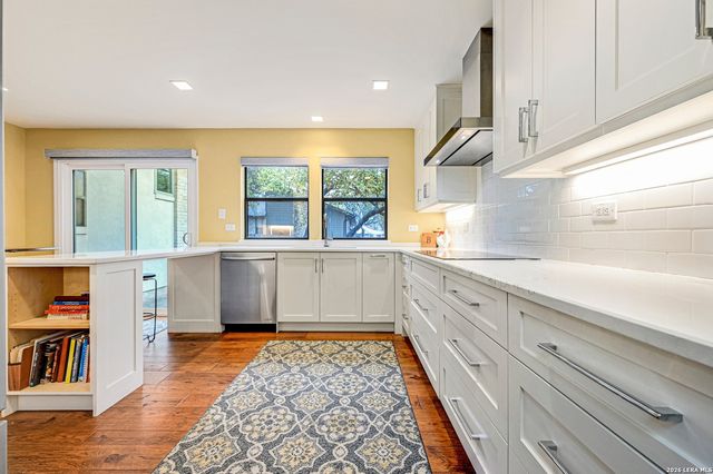 17006 Wood Moss, San Antonio, TX 78248