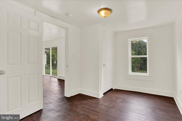 110 E MARKET ST, Williamstown, PA 17098