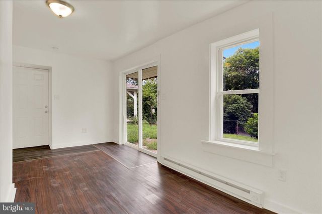 110 E MARKET ST, Williamstown, PA 17098