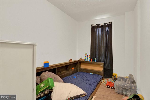 110 E MARKET ST, Williamstown, PA 17098