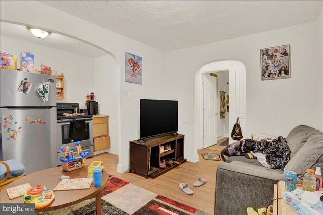 110 E MARKET ST, Williamstown, PA 17098