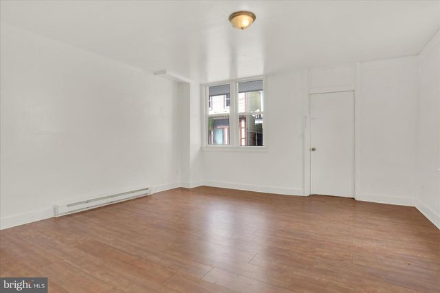 110 E MARKET ST, Williamstown, PA 17098