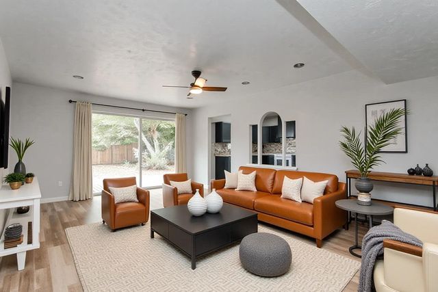 2633 Santa Anna Drive, Grand Prairie, TX 75052