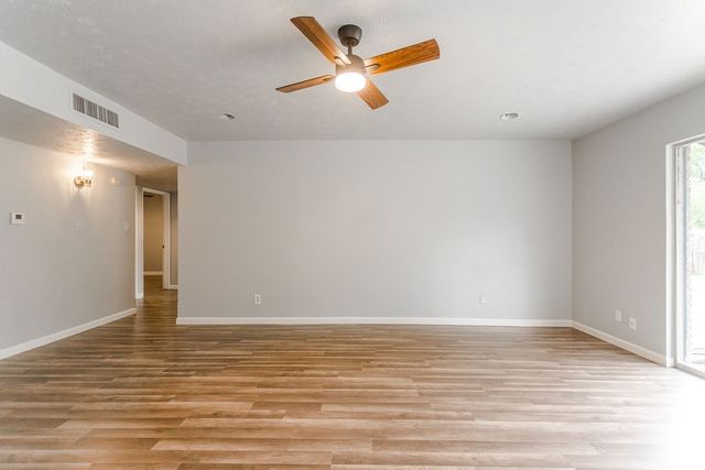 2633 Santa Anna Drive, Grand Prairie, TX 75052