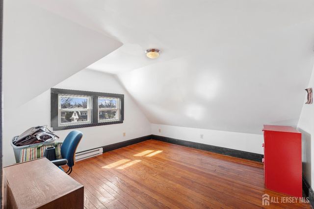 150 W 5th Avenue, Roselle, NJ 07202