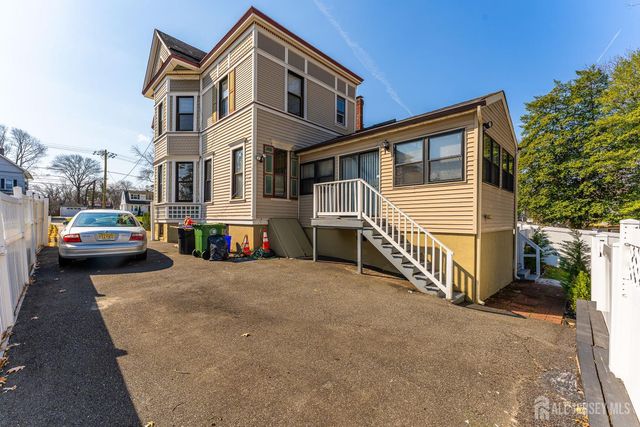150 W 5th Avenue, Roselle, NJ 07202