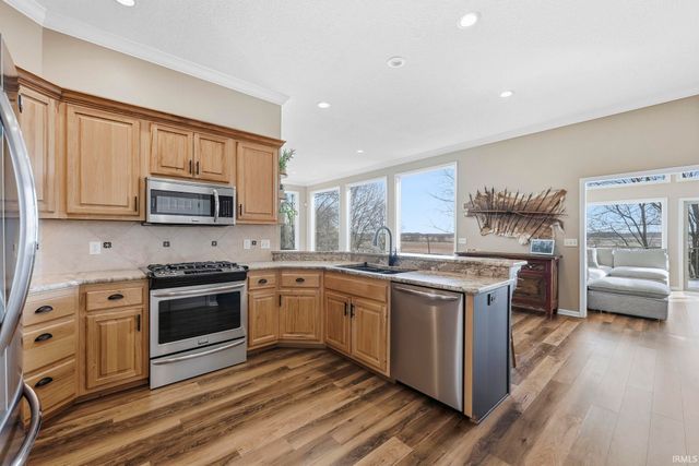 10401 Woodland Ridge, Fort Wayne, IN 46804