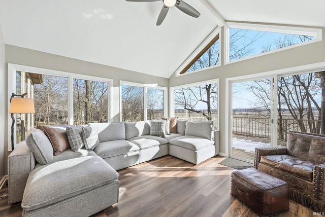 10401 Woodland Ridge, Fort Wayne, IN 46804