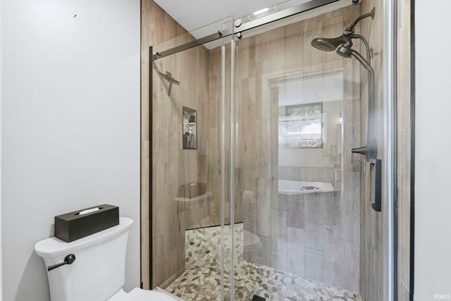 10401 Woodland Ridge, Fort Wayne, IN 46804