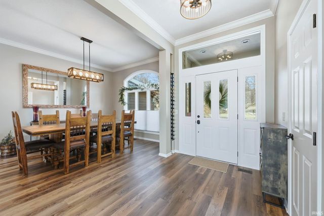 10401 Woodland Ridge, Fort Wayne, IN 46804