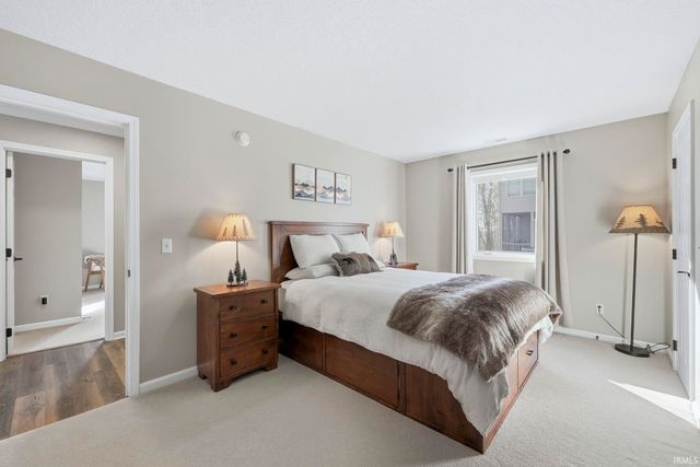 10401 Woodland Ridge, Fort Wayne, IN 46804