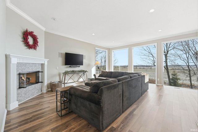 10401 Woodland Ridge, Fort Wayne, IN 46804