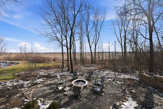 10401 Woodland Ridge, Fort Wayne, IN 46804