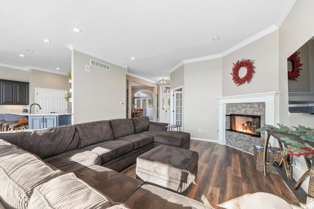 10401 Woodland Ridge, Fort Wayne, IN 46804