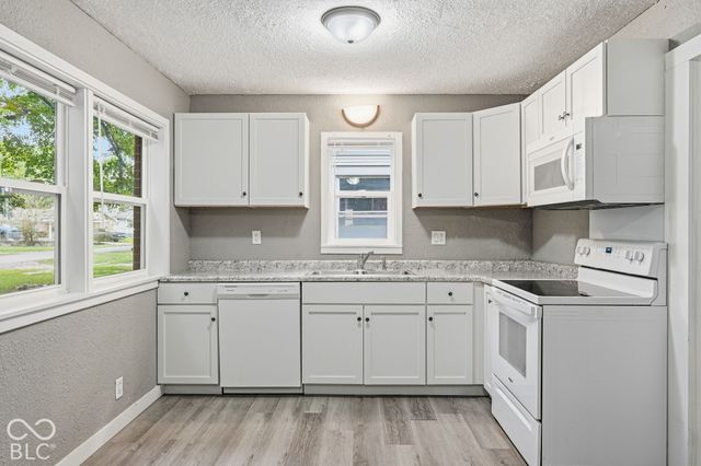 2924 W 22nd Street, Anderson, IN 46011