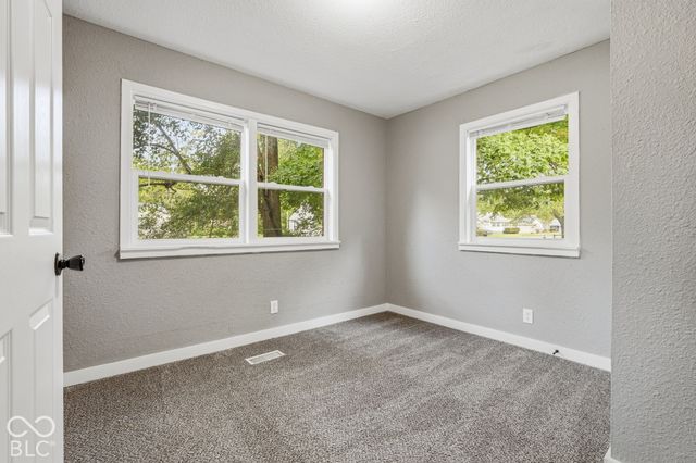 2924 W 22nd Street, Anderson, IN 46011