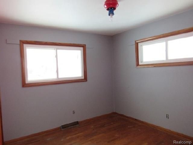 196 Eisenhower Drive, Battle Creek, MI 49014