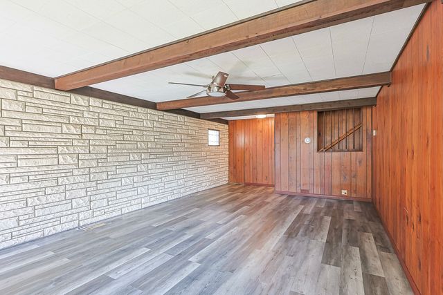 336 Delaware Street, Carpentersville, IL 60110