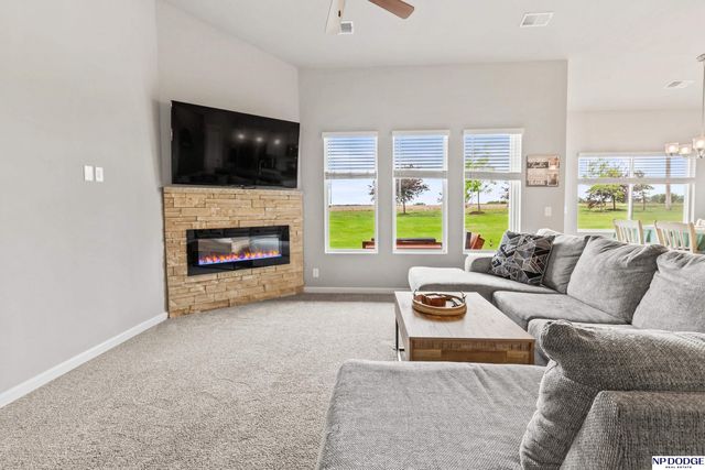 21117 Polk Street, Elkhorn, NE 68022