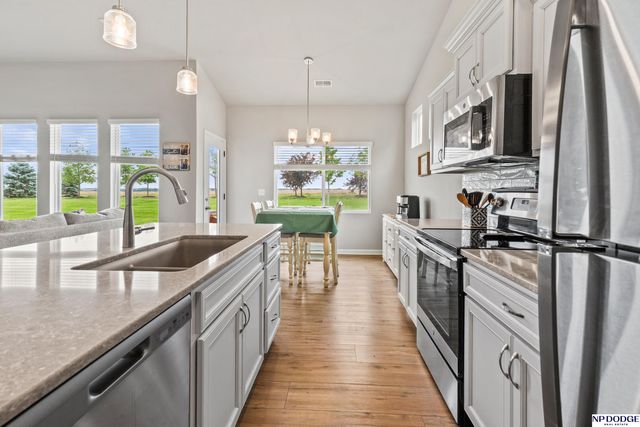21117 Polk Street, Elkhorn, NE 68022