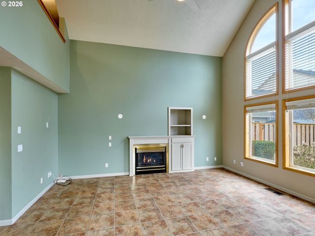 103 CEDAR BLUFF Cir, Keizer, OR 97303